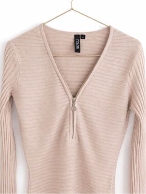 🆓 $0 WITH PURCHASE - COLORI Ribbed Half-Zip Knit Top Beige Sz Small